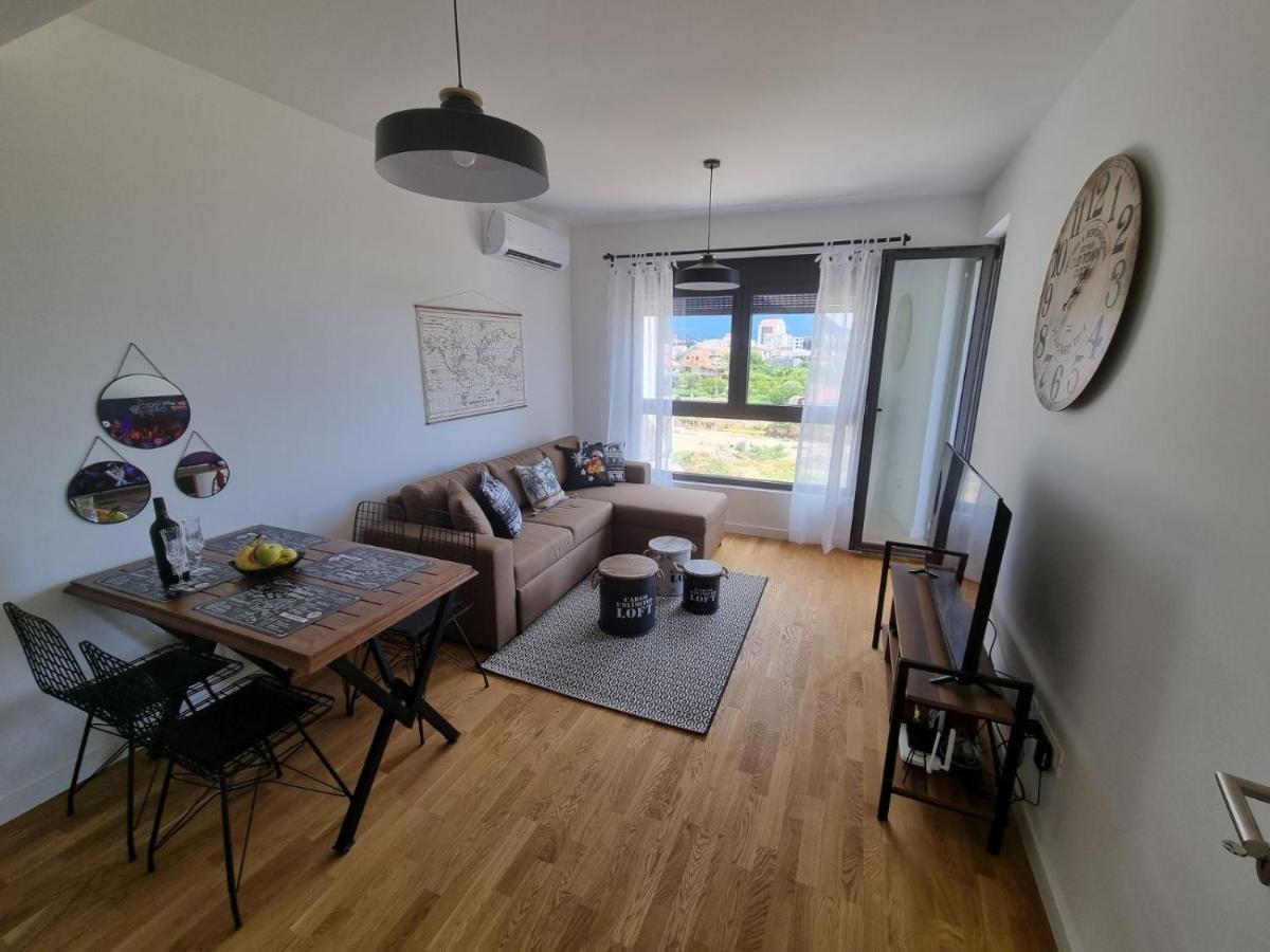 Ferienwohnung Apartman Javi Bar Exterior foto